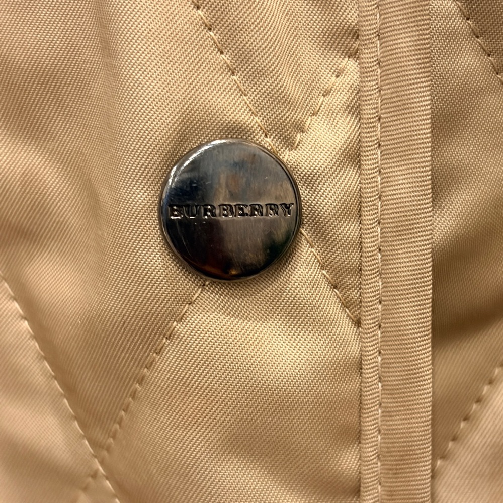 Burberry Britt  Quilted Snap Button Women Jacket Tan Size M - Picture 10 of 10